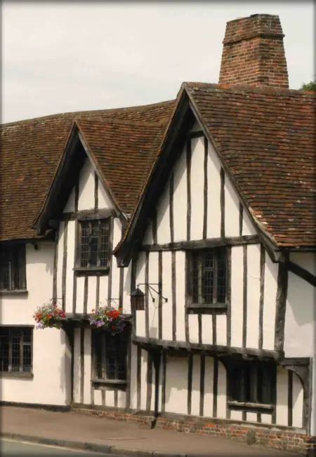 features of a tudor house|how were tudor houses built.